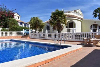 404-villa-for-sale-in-camposol-13335-large