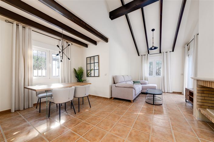 Image No.2-3 Bed Villa for sale