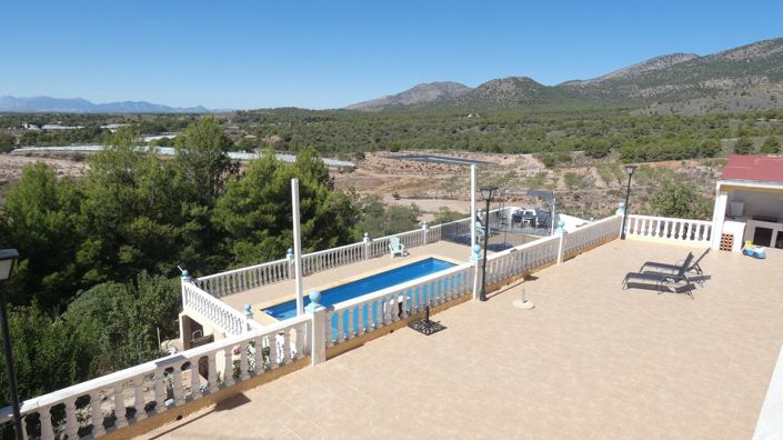 Image No.2-5 Bed Villa for sale