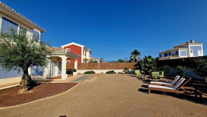 Image No.20-3 Bed Villa for sale