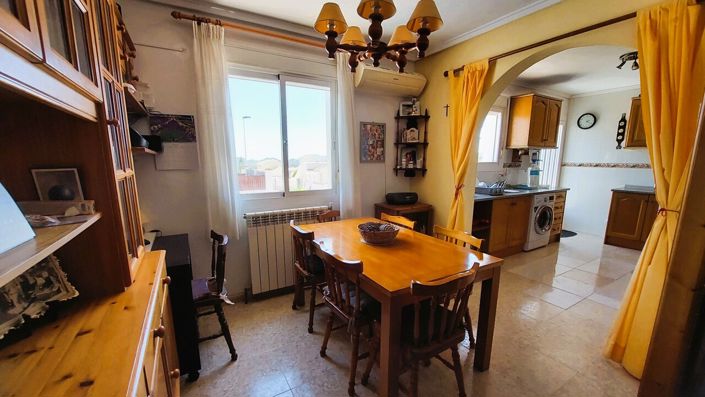 Image No.12-3 Bed Villa for sale