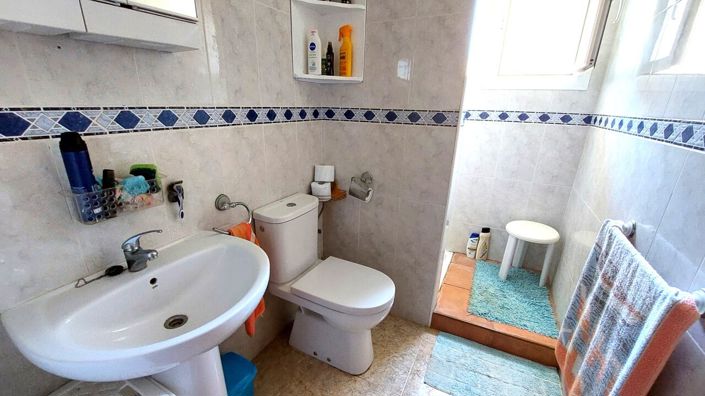 Image No.19-3 Bed Villa for sale