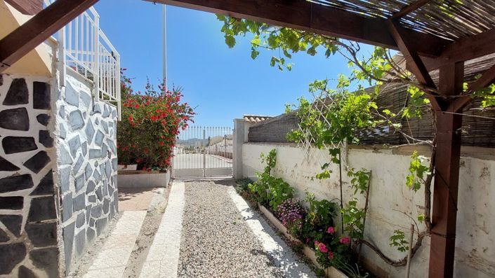 Image No.27-3 Bed Villa for sale