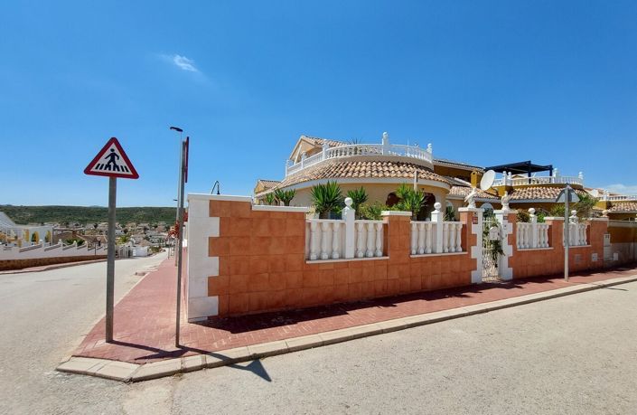 Image No.5-3 Bed Villa for sale