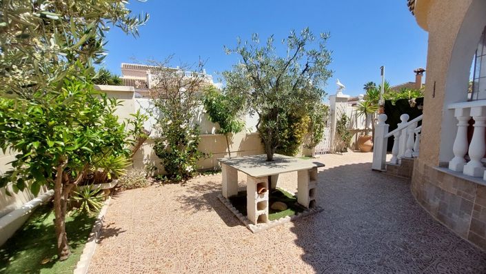 Image No.8-3 Bed Villa for sale