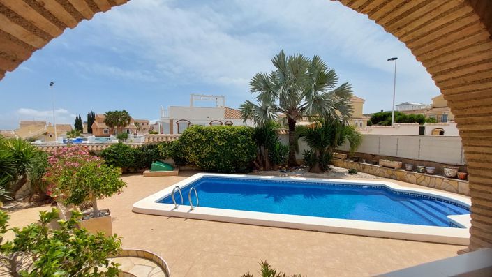 Image No.11-3 Bed Villa for sale