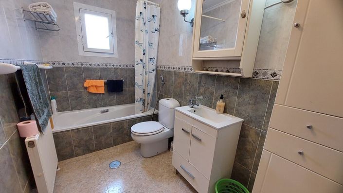 Image No.20-3 Bed Villa for sale