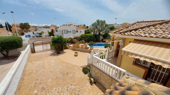 Image No.27-3 Bed Villa for sale