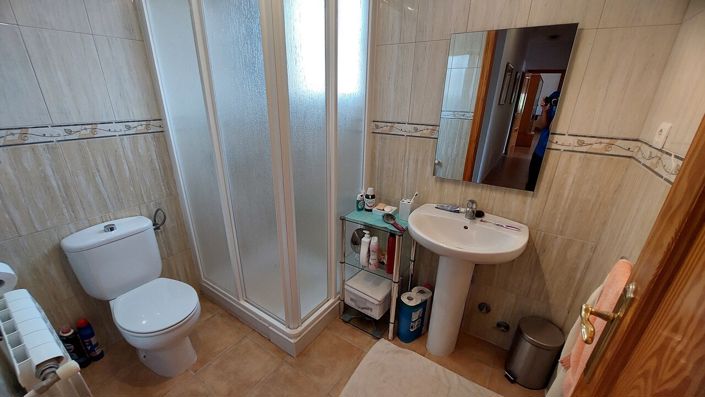 Image No.18-4 Bed Villa for sale