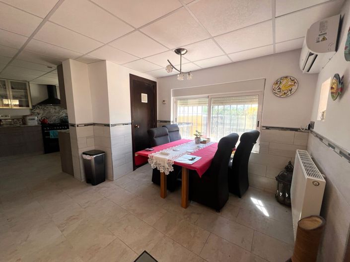 Image No.17-4 Bed Villa for sale