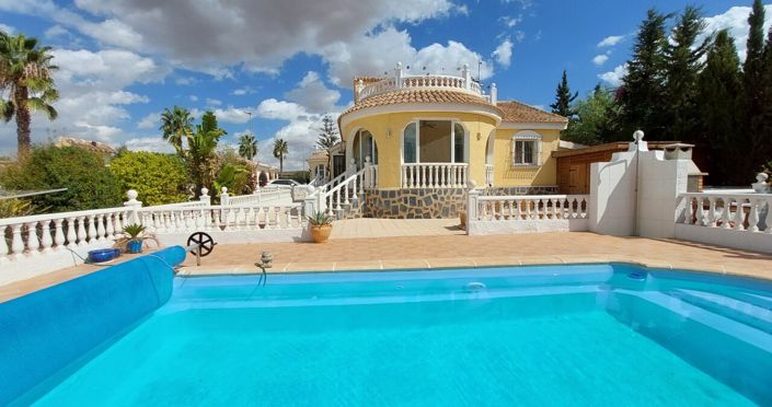 Image No.1-3 Bed Villa for sale