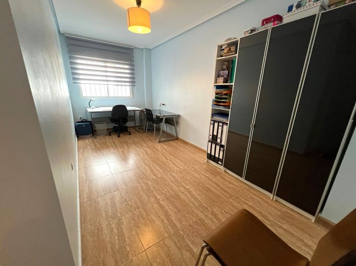 Image No.17-3 Bed Villa for sale