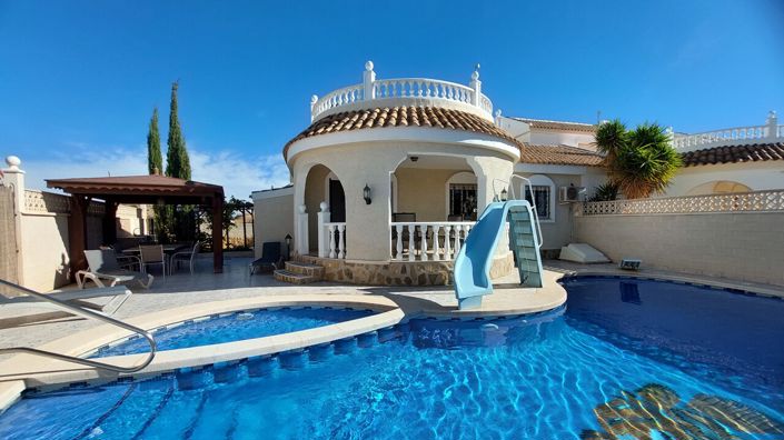 Image No.1-Villa de 3 chambres à vendre à Camposol