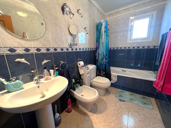 Image No.18-3 Bed Villa for sale