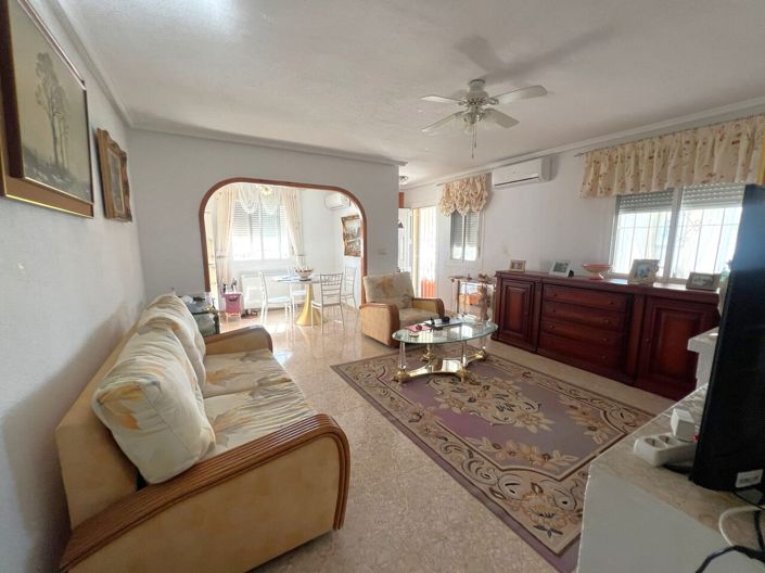 Image No.19-3 Bed Villa for sale