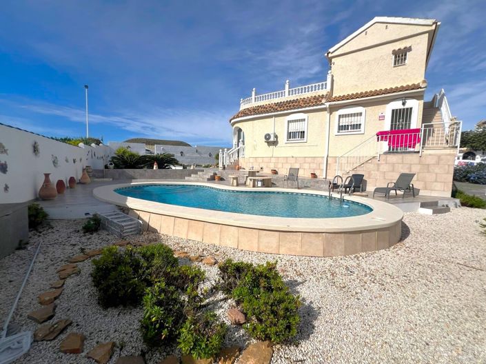 Image No.31-3 Bed Villa for sale