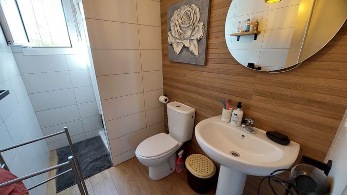 Image No.20-3 Bed Villa for sale