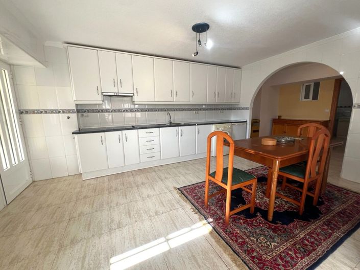 Image No.17-4 Bed Villa for sale