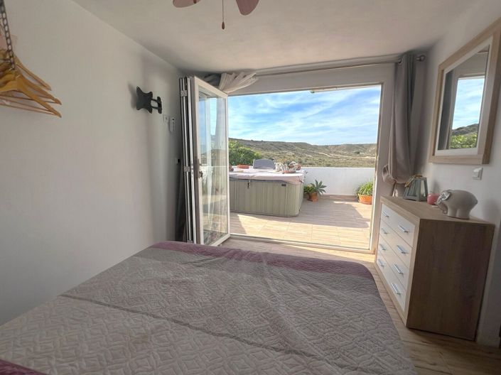 Image No.31-3 Bed Villa for sale