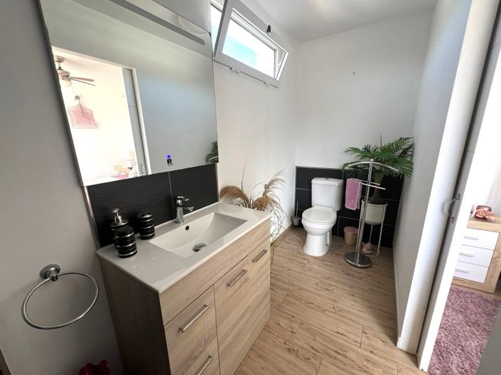 Image No.33-3 Bed Villa for sale