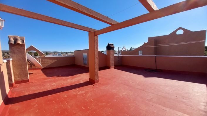 Image No.20-2 Bed Villa for sale