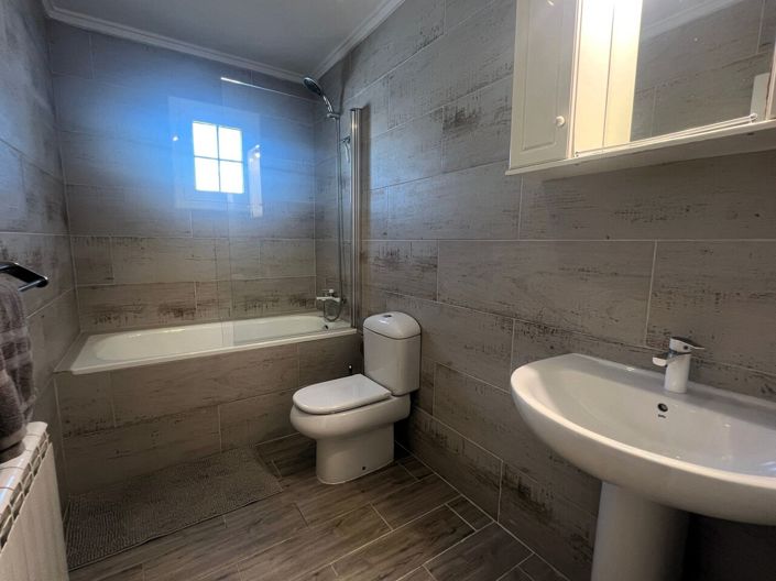 Image No.16-3 Bed Villa for sale