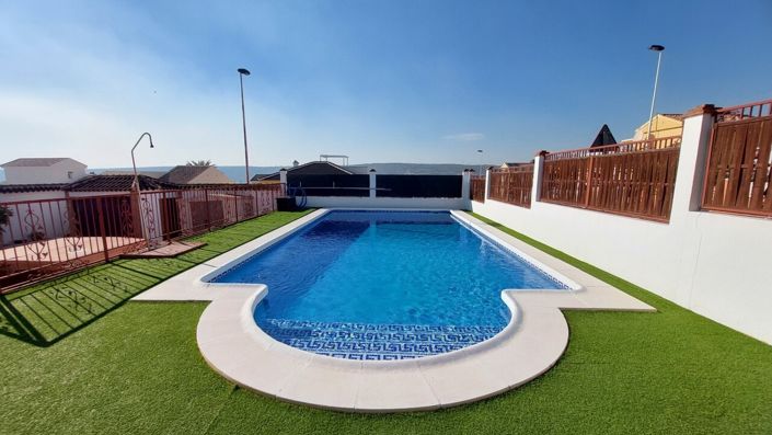 Image No.3-3 Bed Villa for sale