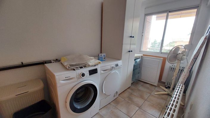 Image No.17-3 Bed Apartment for sale