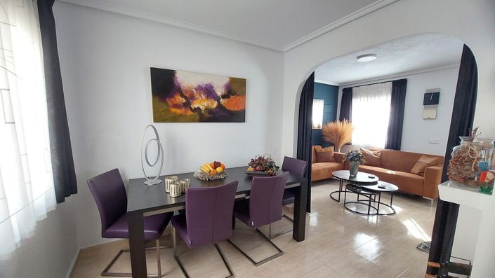 Image No.17-2 Bed Villa for sale