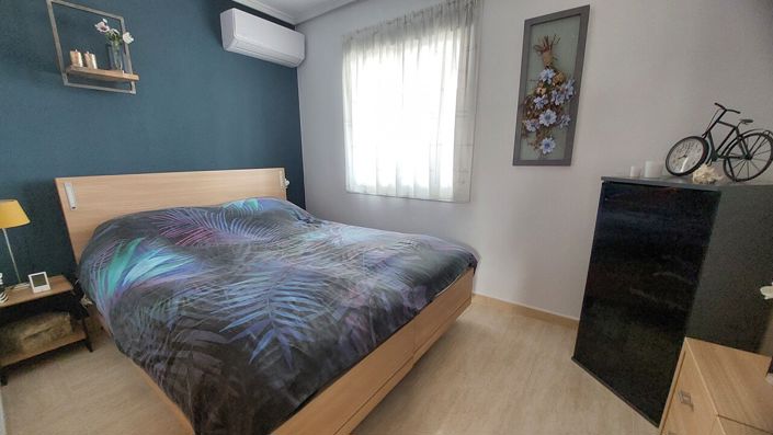 Image No.18-2 Bed Villa for sale