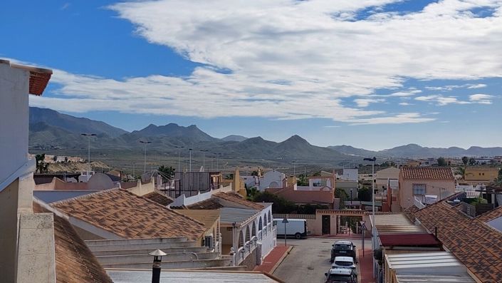 Image No.25-2 Bed Villa for sale