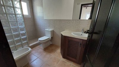 39254-villa-for-sale-in-las-palas-2534891-lar