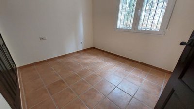 39254-villa-for-sale-in-las-palas-2534883-lar