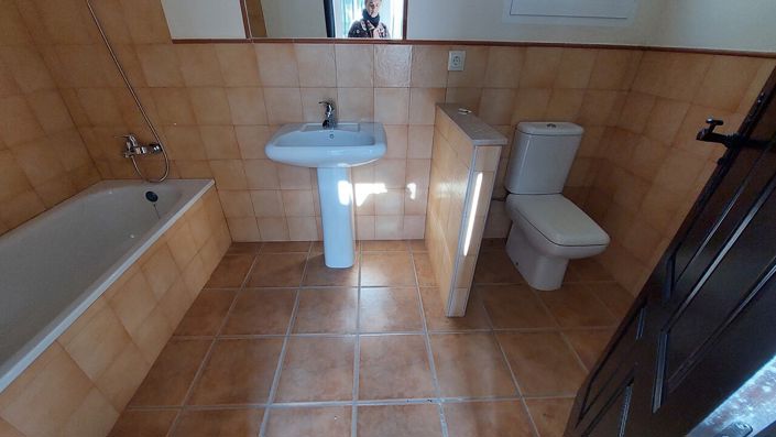 Image No.15-3 Bed Villa for sale