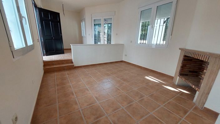 Image No.9-3 Bed Villa for sale