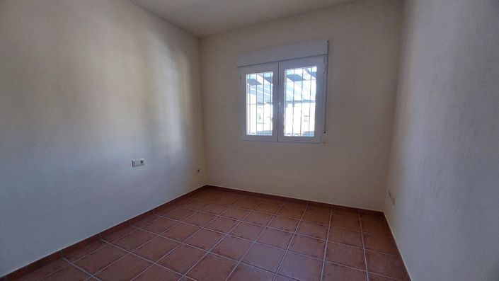 Image No.20-2 Bed Villa for sale