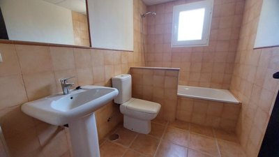 39258-villa-for-sale-in-las-palas-2535020-lar