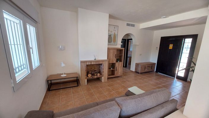 Image No.3-3 Bed Villa for sale