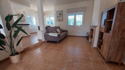 39258-villa-for-sale-in-las-palas-2535023-lar