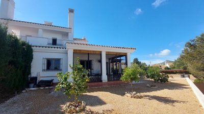 39269-villa-for-sale-in-las-palas-2535321-lar