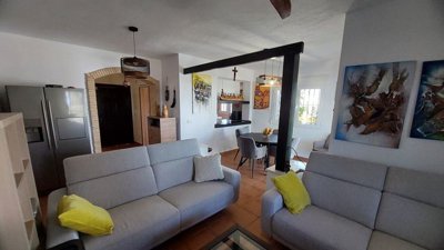 39269-villa-for-sale-in-las-palas-2535303-lar