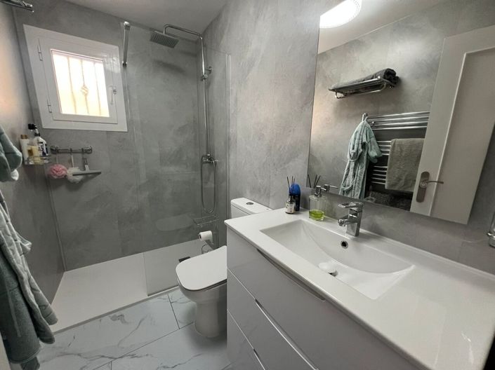 Image No.19-3 Bed Villa for sale