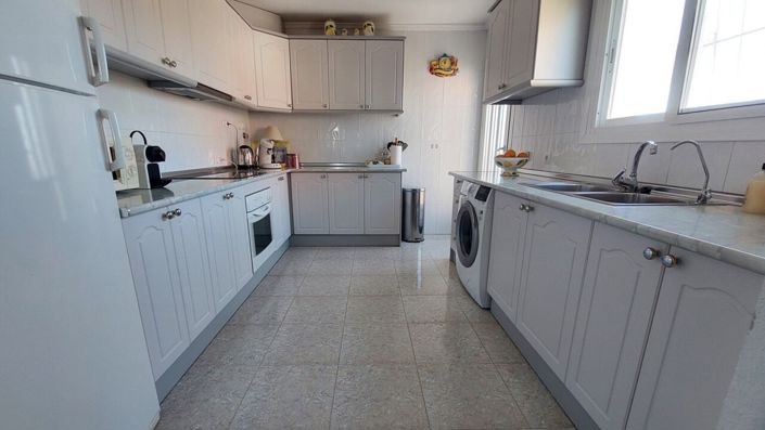 Image No.11-3 Bed Villa for sale