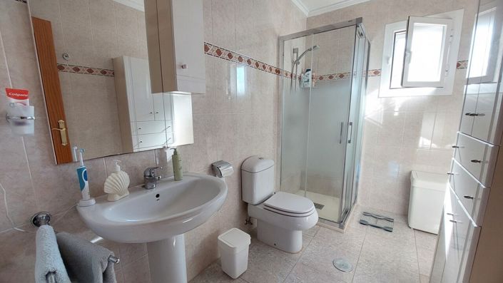 Image No.16-3 Bed Villa for sale