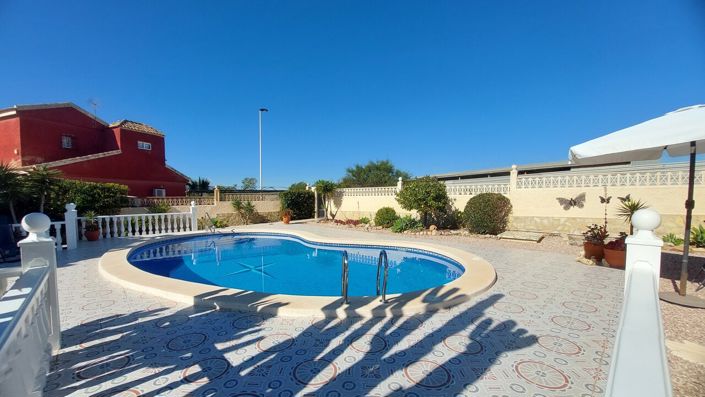 Image No.2-3 Bed Villa for sale
