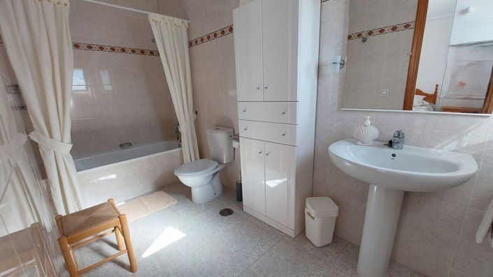 Image No.21-3 Bed Villa for sale