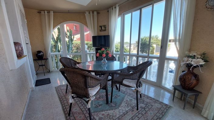 Image No.7-3 Bed Villa for sale