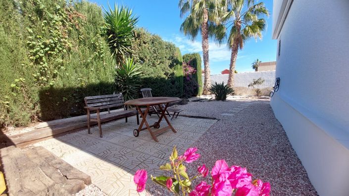 Image No.23-2 Bed Villa for sale