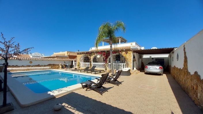 Image No.5-2 Bed Villa for sale