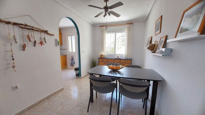 Image No.12-2 Bed Villa for sale